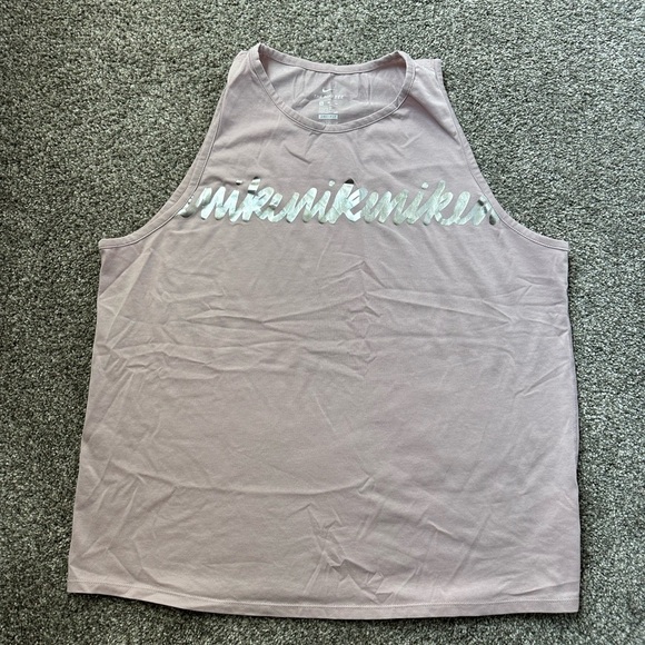 Nike Tops - Nike Blush Tank Sleeveless T-Shirt Dri-Fit Athletic Cut Monochromatic EUC Large